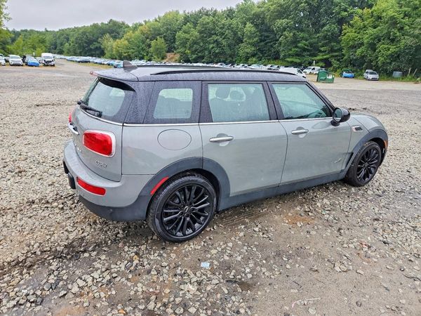 2017 MINI COOPER