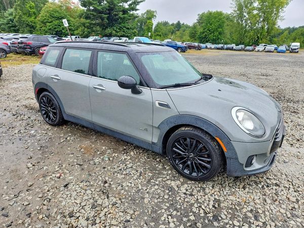 2017 MINI COOPER