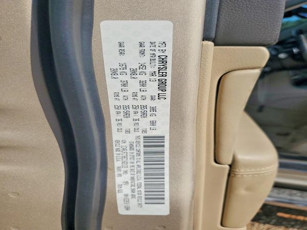 2014 JEEP CHEROKEE Overland — VINS
