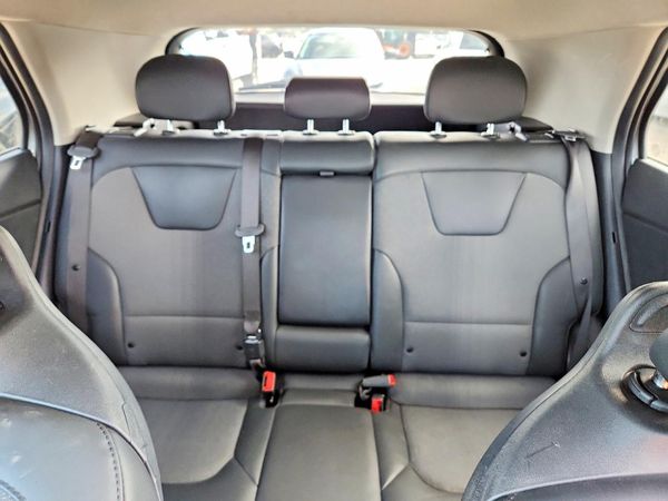 2024 KIA NIRO Wind