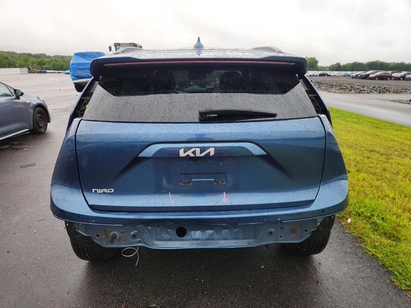 2023 KIA NIRO Wind