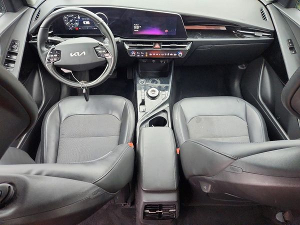 2023 KIA NIRO Wind