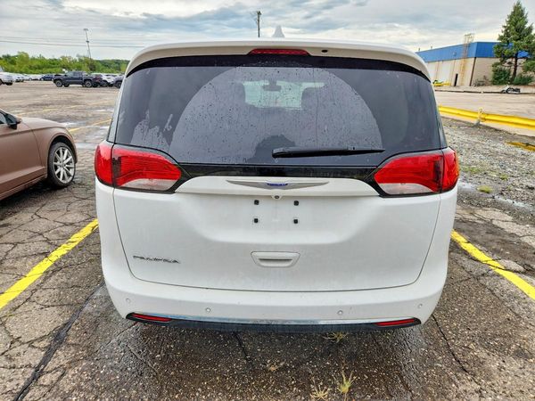 2018 CHRYSLER PACIFICA