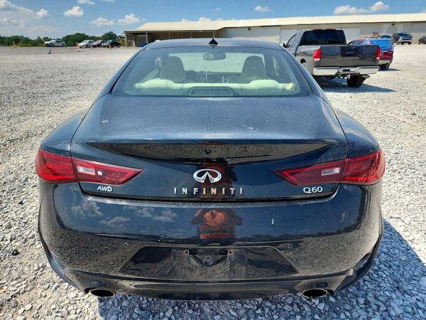 2017 INFINITI Q60