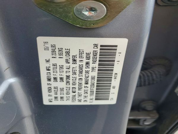 2016 ACURA TLX Base — VINS