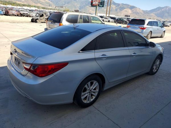 2013 HYUNDAI SONATA GLS/ GLS Popular