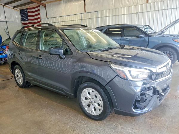2021 SUBARU FORESTER