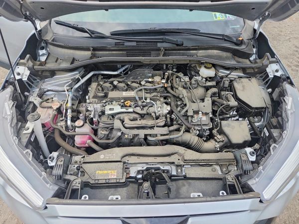 2024 TOYOTA COROLLA — Engine bay