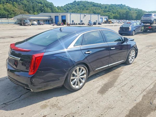2014 CADILLAC XTS Luxury