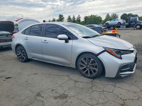 2022 TOYOTA COROLLA