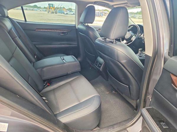 2017 LEXUS ES 350