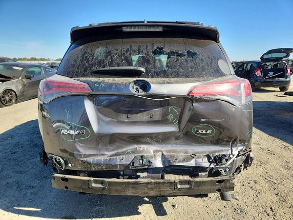 2018 TOYOTA RAV4 Adventure/XLE — DIRR