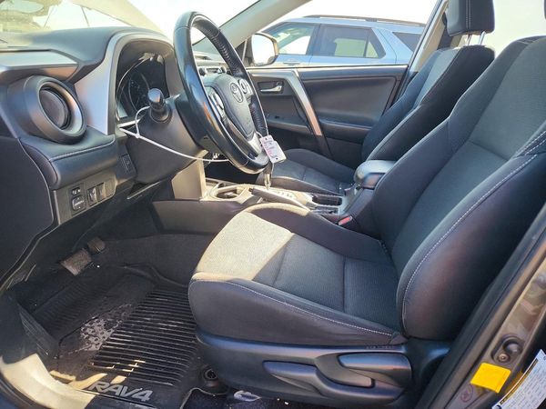 2018 TOYOTA RAV4 Adventure/XLE — DENT