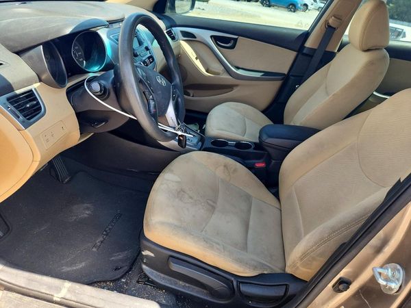 2013 HYUNDAI ELANTRA