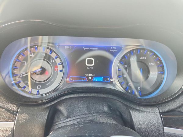 2019 CHRYSLER 300