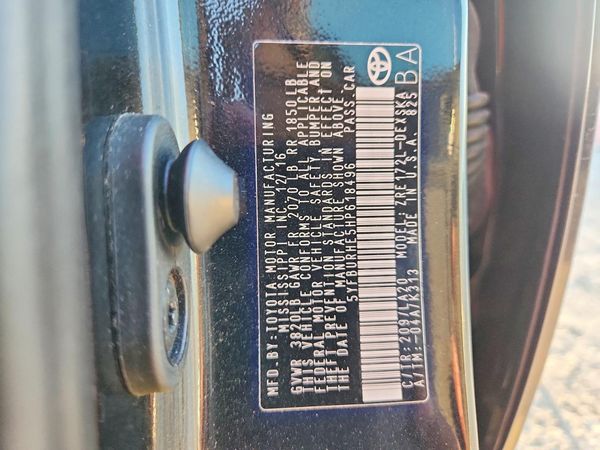 2017 TOYOTA COROLLA