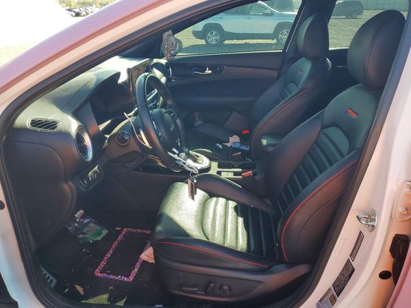 2024 KIA FORTE