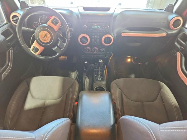 2013 JEEP WRANGLER Sahara