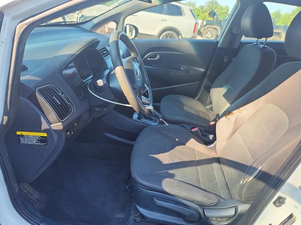 2017 KIA RIO
