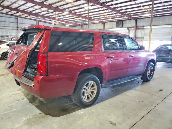 2017 CHEVROLET SUBURBAN LT