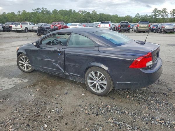 2013 VOLVO C70