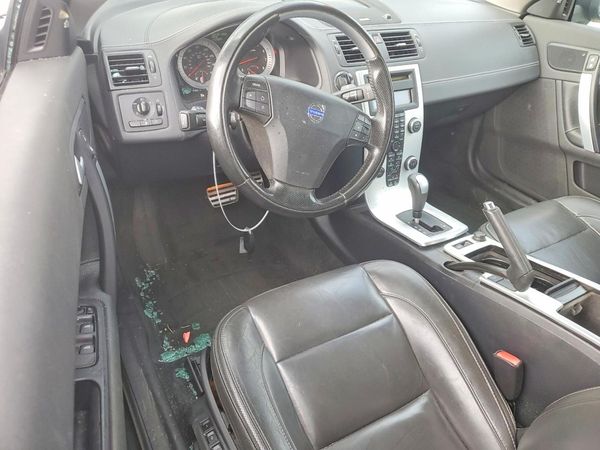 2013 VOLVO C70