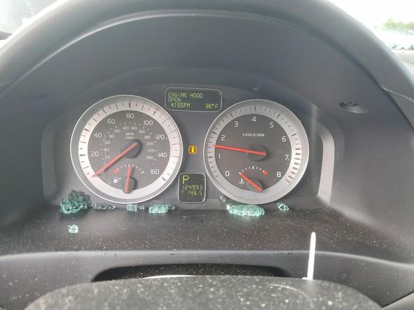 2013 VOLVO C70
