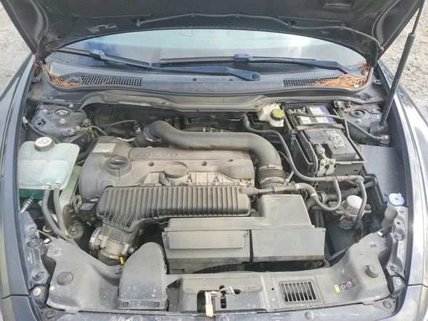 2013 VOLVO C70