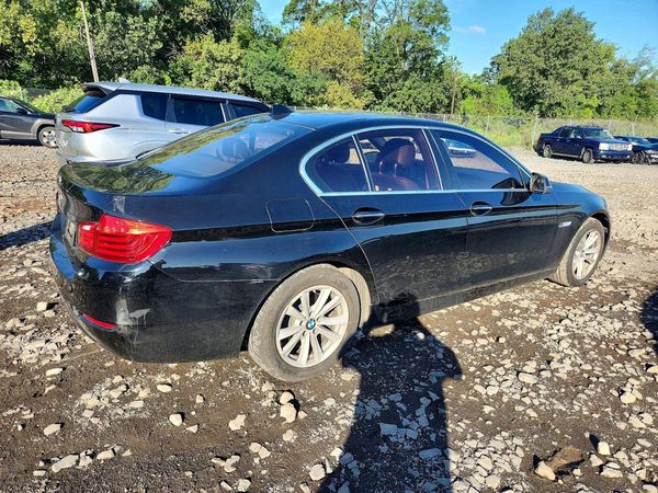 2016 BMW 528