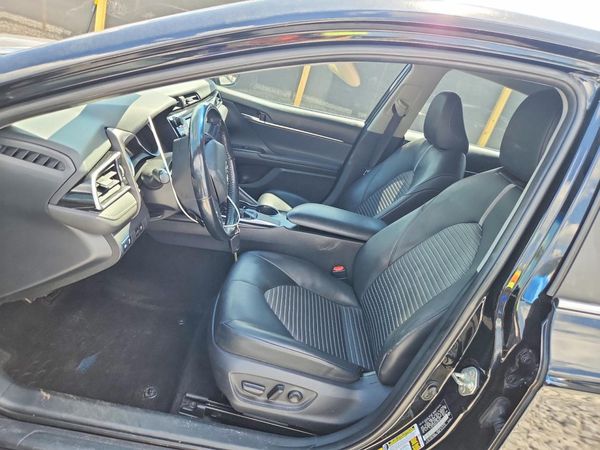 2018 TOYOTA CAMRY