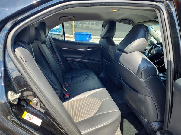 2018 TOYOTA CAMRY