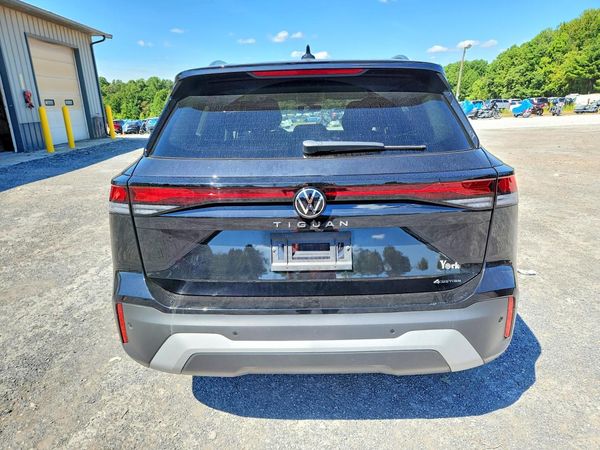 2025 VOLKSWAGEN TIGUAN 4Motion S
