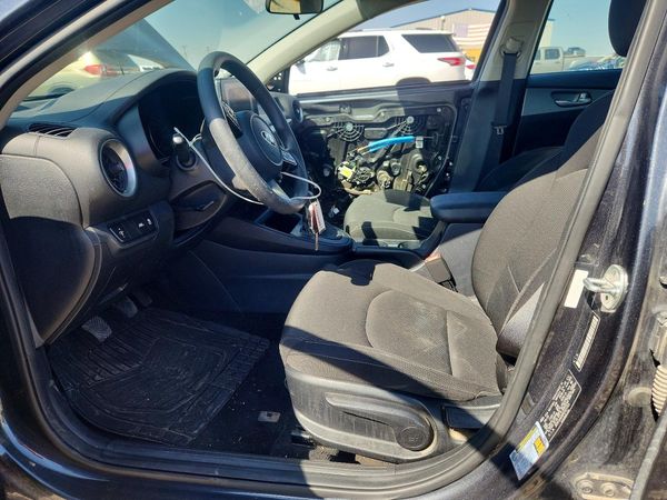 2019 KIA FORTE FE/LX/LXS — DENT
