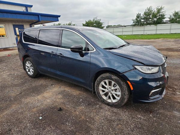 2025 CHRYSLER PACIFICA