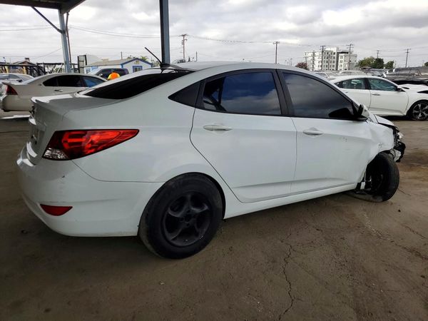 2013 HYUNDAI ACCENT GLS, GS