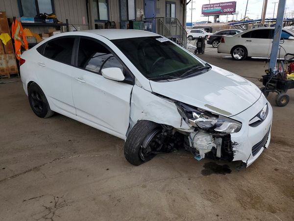 2013 HYUNDAI ACCENT GLS, GS
