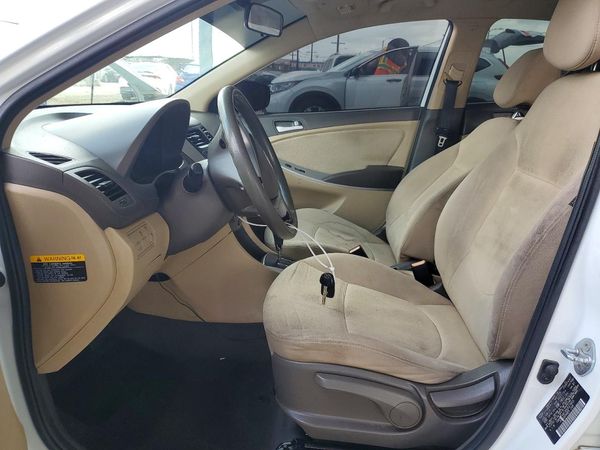 2013 HYUNDAI ACCENT GLS, GS