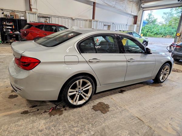2018 BMW 330 xDrive SA