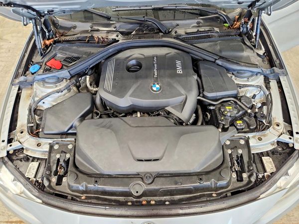 2018 BMW 330 xDrive SA