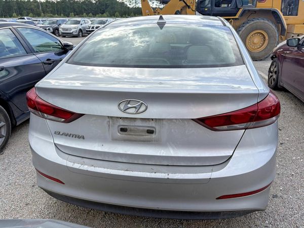 2017 HYUNDAI ELANTRA