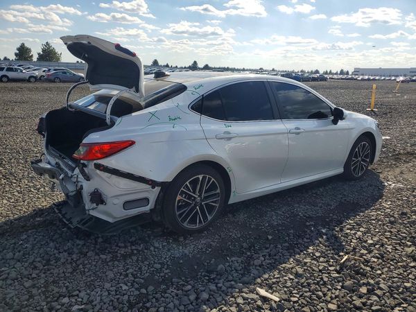 2026 TOYOTA CAMRY