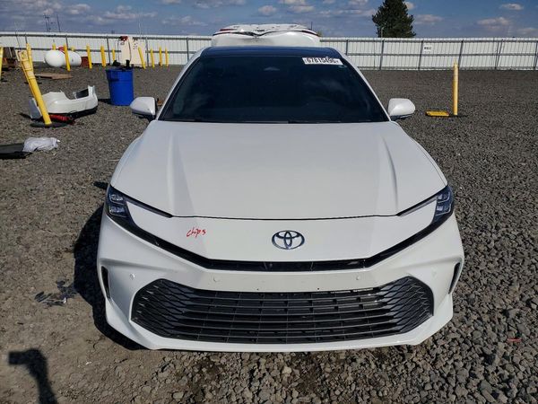 2026 TOYOTA CAMRY