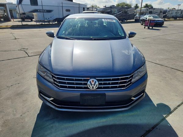 2017 VOLKSWAGEN PASSAT S — DIRF