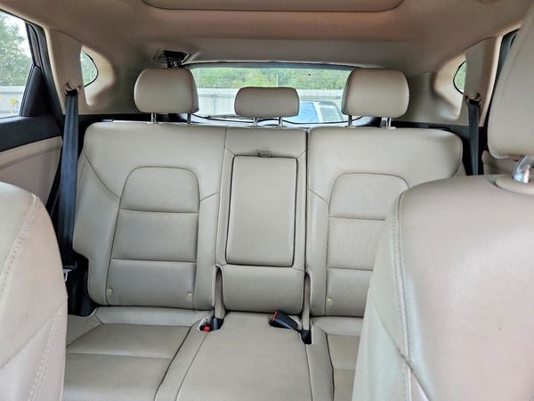 2018 HYUNDAI TUCSON — SUVN