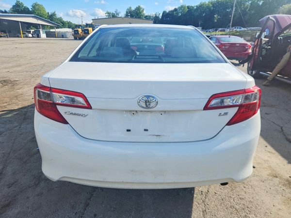 2014 TOYOTA CAMRY — DIRR