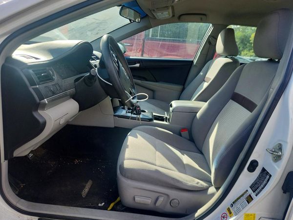 2014 TOYOTA CAMRY — DENT