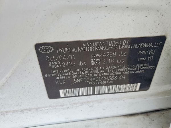 2012 HYUNDAI SONATA Middle level