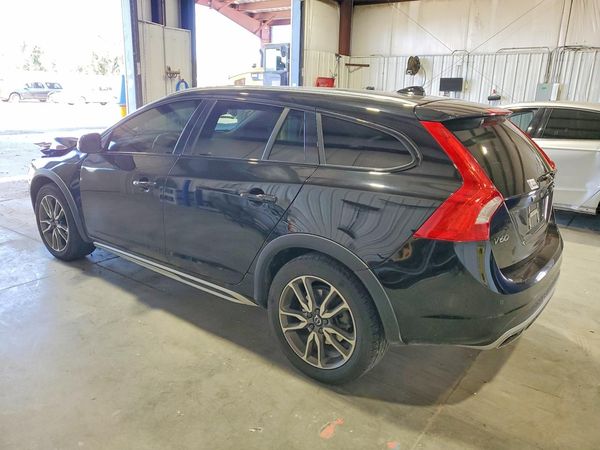 2018 VOLVO V60 CROSS COUNTRY