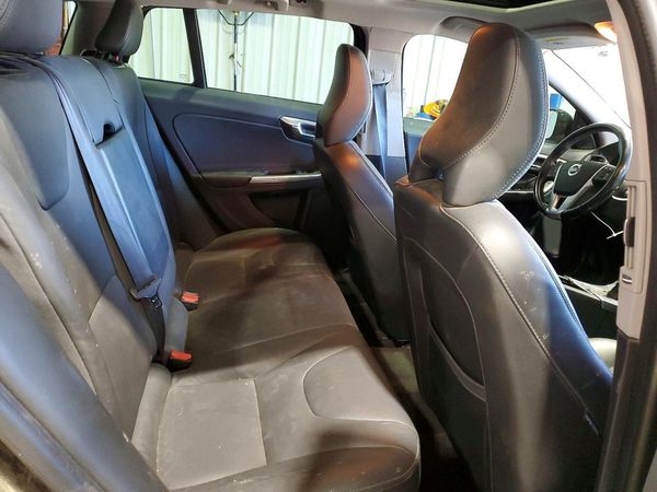 2018 VOLVO V60 CROSS COUNTRY