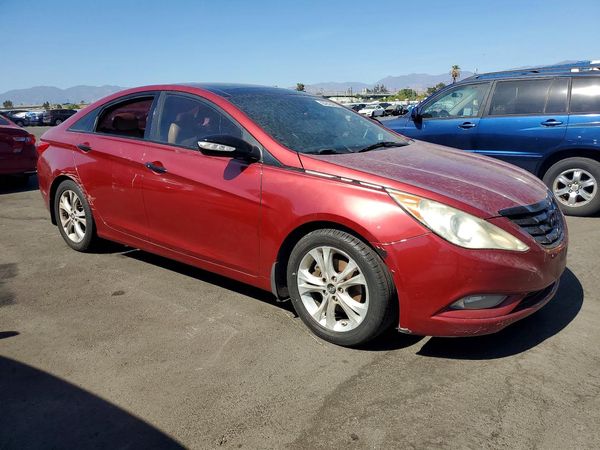 2012 HYUNDAI SONATA Middle level